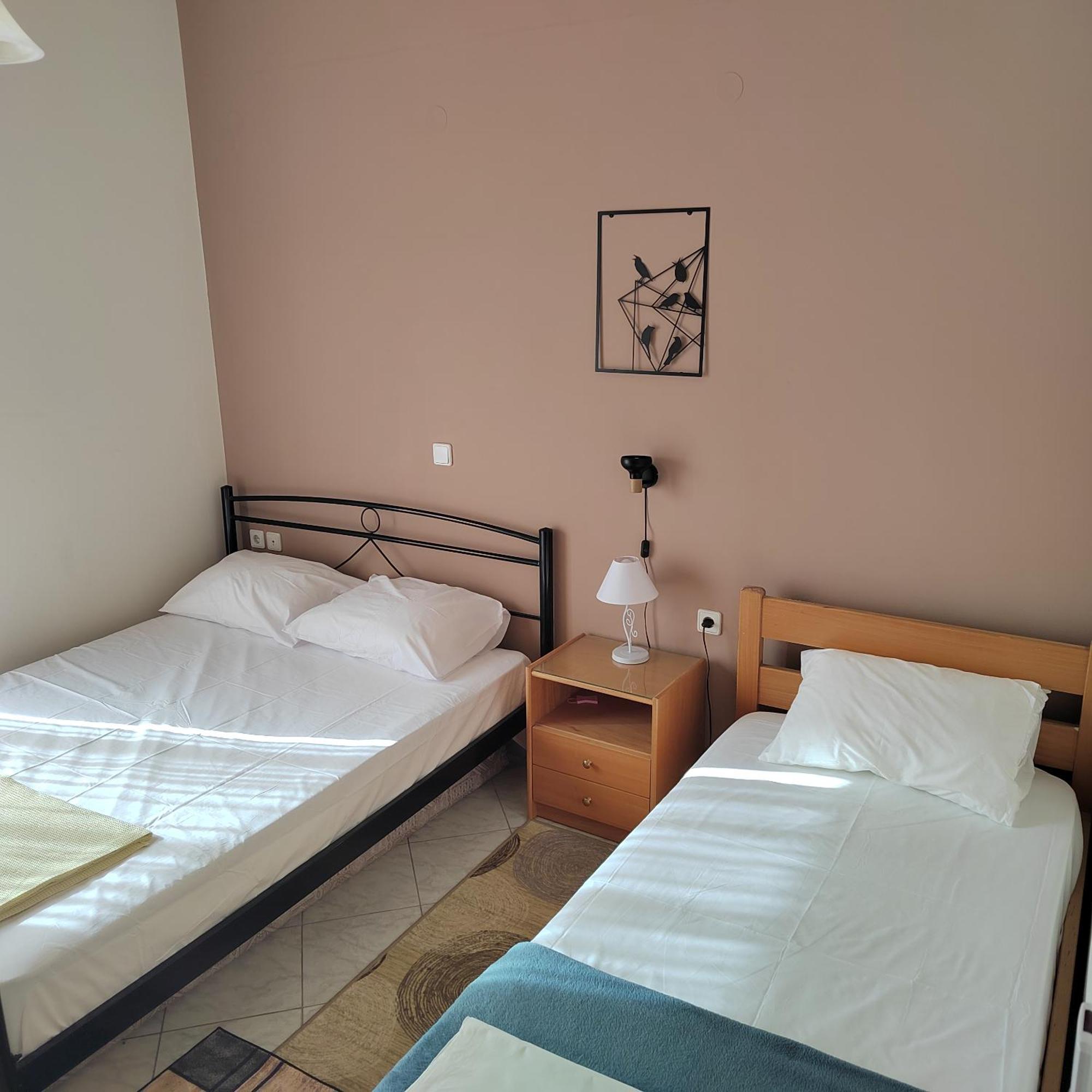 Manos Apartments Колімварі Екстер'єр фото